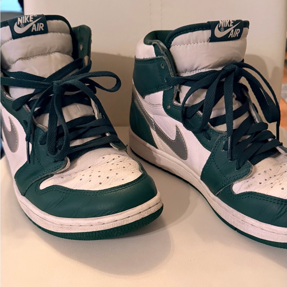 Nike Air High-Top Sneakers green and White